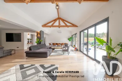 Maison d'architecte à Montfort-l'Amaury (78490)