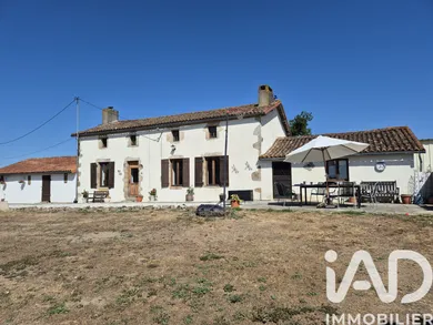 Maison de campagne à Boismé (79300)