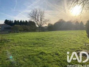 Building plot in Melle (79500)