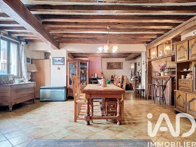 Village house in Douy (28220)