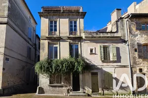 Maison de ville à Arles (13200)