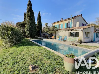 Maison de campagne à Arles (13200)