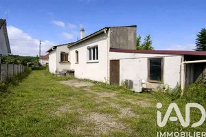 Maison à Saint-Pierre-lès-Nemours (77140)