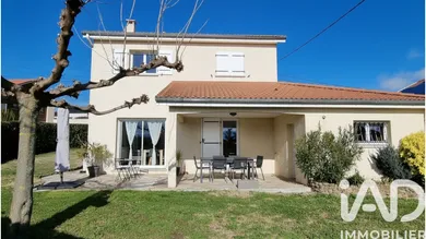 Maison à Saint-Martin-la-Plaine (42800)