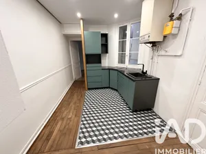 Apartment in Paris (75012)
