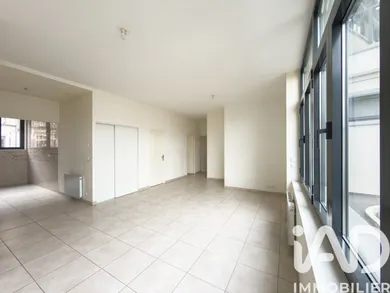 Apartment in Elbeuf (76500)