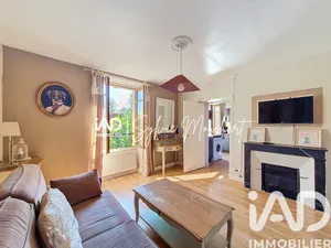 Apartment in Dampierre-en-Yvelines (78720)