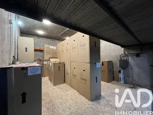 Parking à Paris (75018)