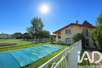 Maison de village à Saint-Nicolas-de-la-Grave (82210)