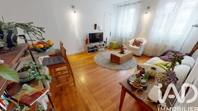 Apartment in Milly-la-Forêt (91490)