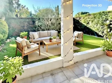 Apartment in Mandelieu-la-Napoule (06210)