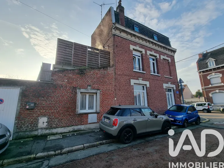 Immeuble 2 pièces 112 m² · à Hénin-Beaumont · 112 m² · 115 000 €