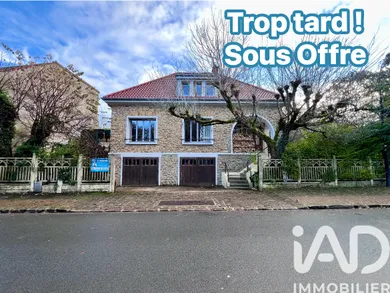 Architectural house in Tournan-en-Brie (77220)