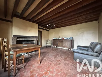 Traditional house in Saint-Denis-des-Puits (28240)