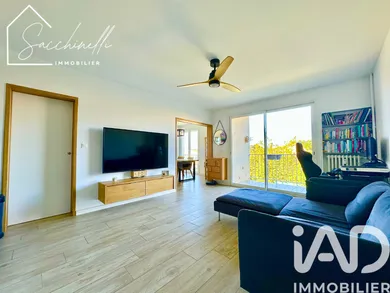 Appartement à Six-Fours-les-Plages (83140)
