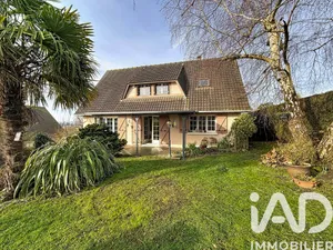 Detached house in Petit-Couronne (76650)