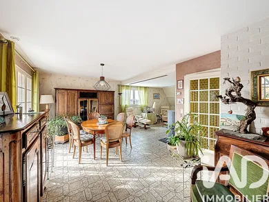 Detached house in Petit-Couronne (76650)