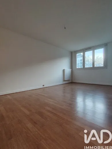 Appartement à Les Ulis (91940)