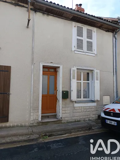 House in Monts-sur-Guesnes (86420)