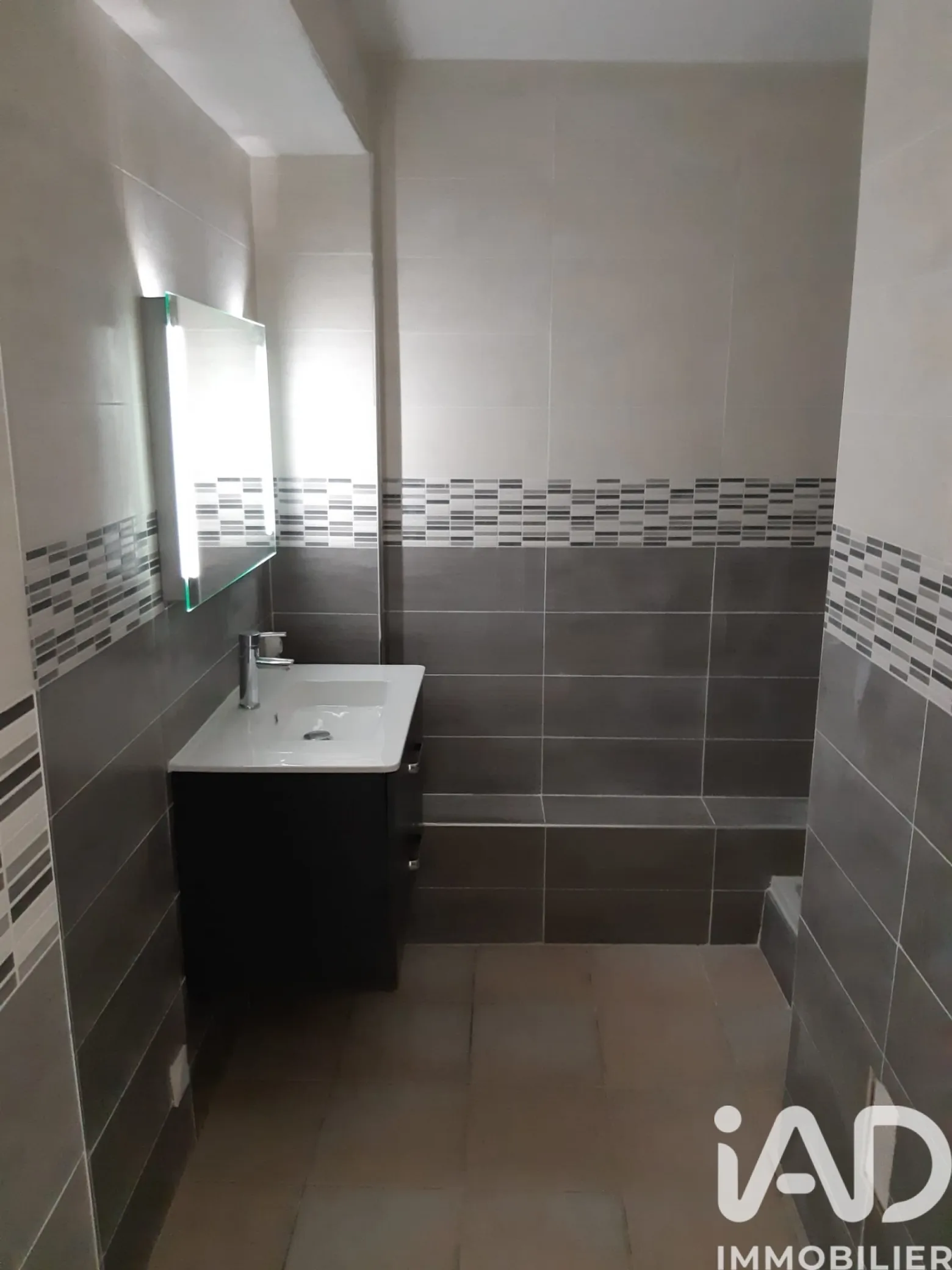Vente appartement à Narbonne (11100) : appartement 4 pièces 78 m² - 1947863 — 2