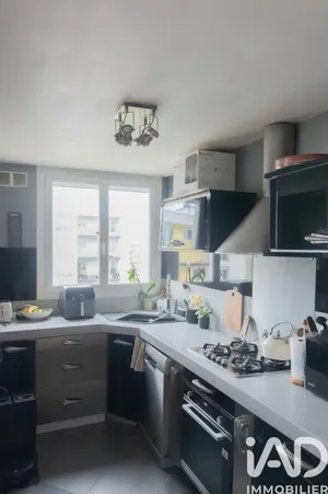 Apartment in Chilly-Mazarin (91380)