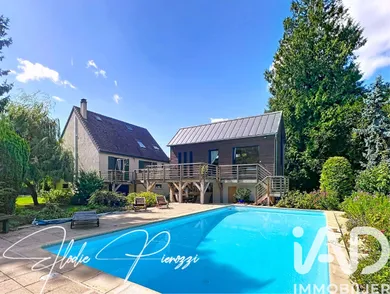 House in Vaux-sur-Seine (78740)