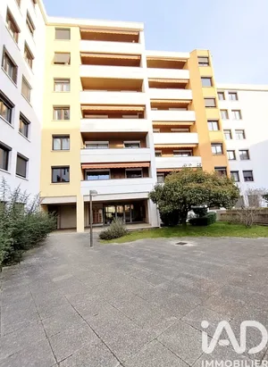 Apartment in Roanne (42300)