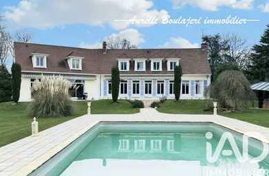 Demeure à Presles-en-Brie (77220)