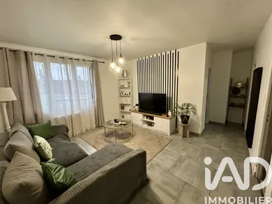 Traditional house in Saint-André-les-Vergers (10120)