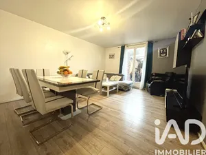 Apartment in Le Blanc-Mesnil (93150)