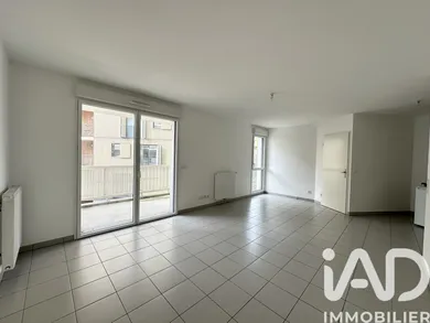 Appartement à Bordeaux (33300)