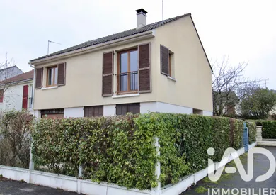 House in Presles (95590)