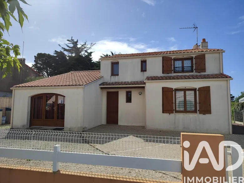 Maison 6 pièces 123 m² · à Préfailles · 123 m² · 373 000 €