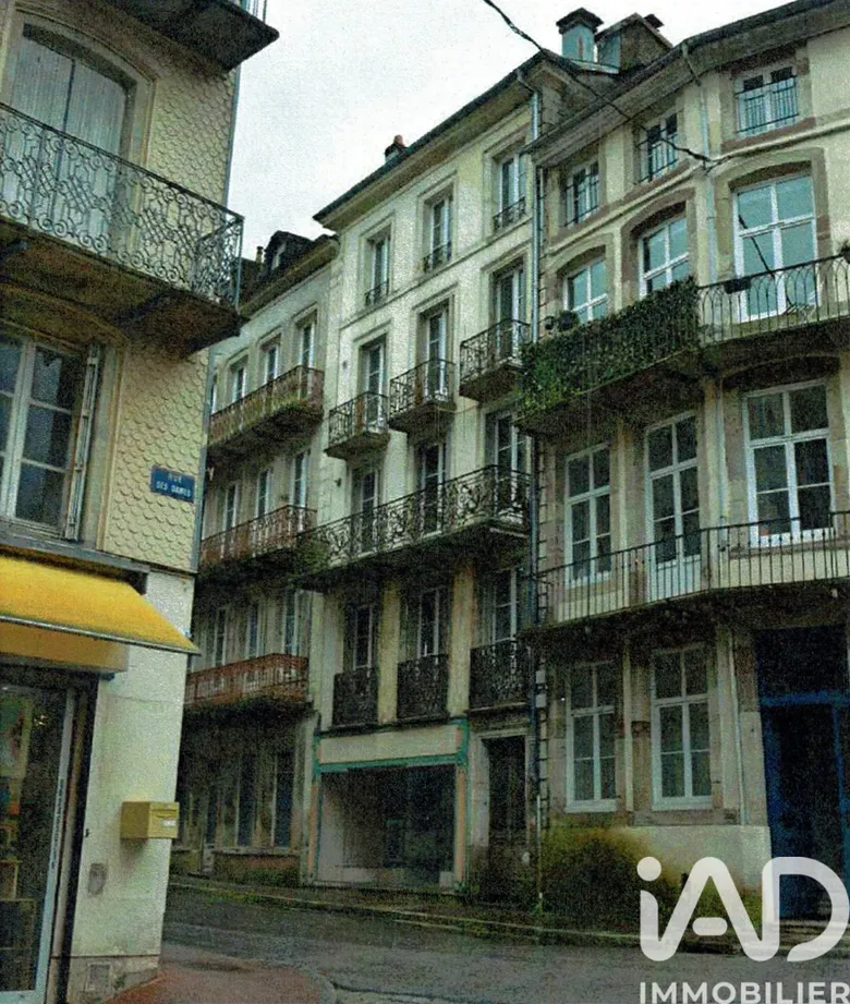 Immeuble 550 m² · à Plombières-les-Bains · 550 m² · 19 000 €