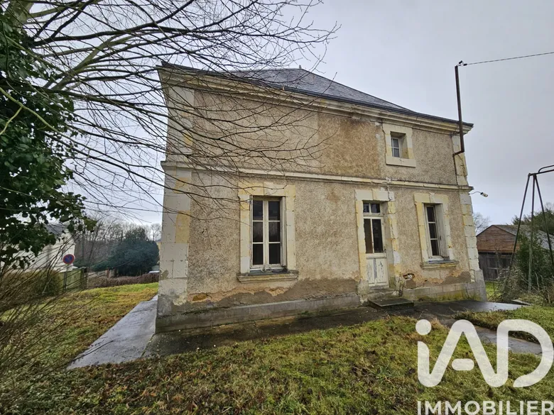 Maison 6 pièces 123 m² · à Loir en Vallée · 122,6 m² · 69 000 €