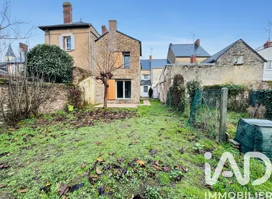 Maison à Vallons-de-l'Erdre (44540)