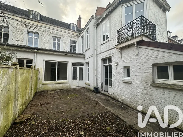 Immeuble 165 m² · à Douai · 165 m² · 262 500 €