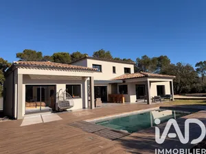 Architectural house in Nîmes (30000)