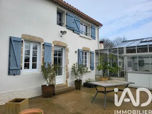 Maison de campagne à La Chapelle-Hermier (85220)