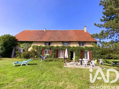 Maison de campagne à Tannerre-en-Puisaye (89350)