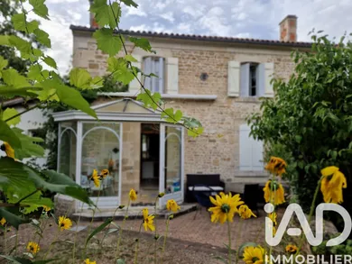 Maison de campagne à Coulonges-sur-l'Autize (79160)
