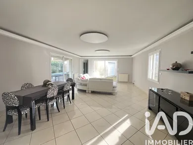 House in Pessac (33600)