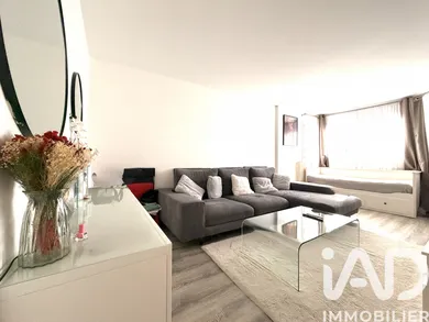 Appartement à Champs-sur-Marne (77420)