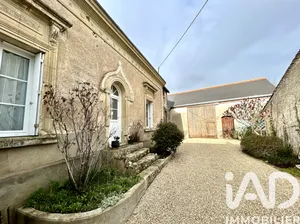 Maison de ville à Neuillé-le-Lierre (37380)