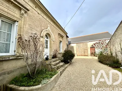 Maison de ville à Neuillé-le-Lierre (37380)
