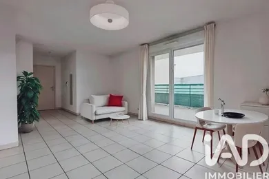 Apartment in Vénissieux (69200)