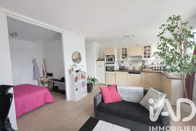 Apartment in Saint-Cloud (92210)