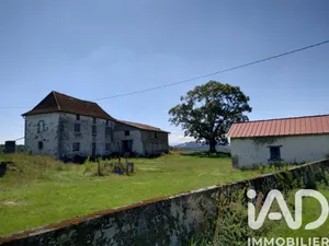 Maison de campagne à Domezain-Berraute (64120)
