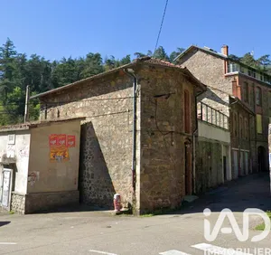 Building in Annonay (07100)