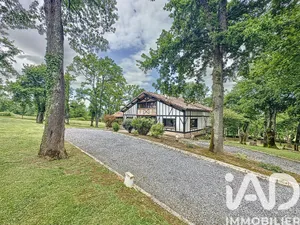 Maison traditionnelle à Pimbo (40320)